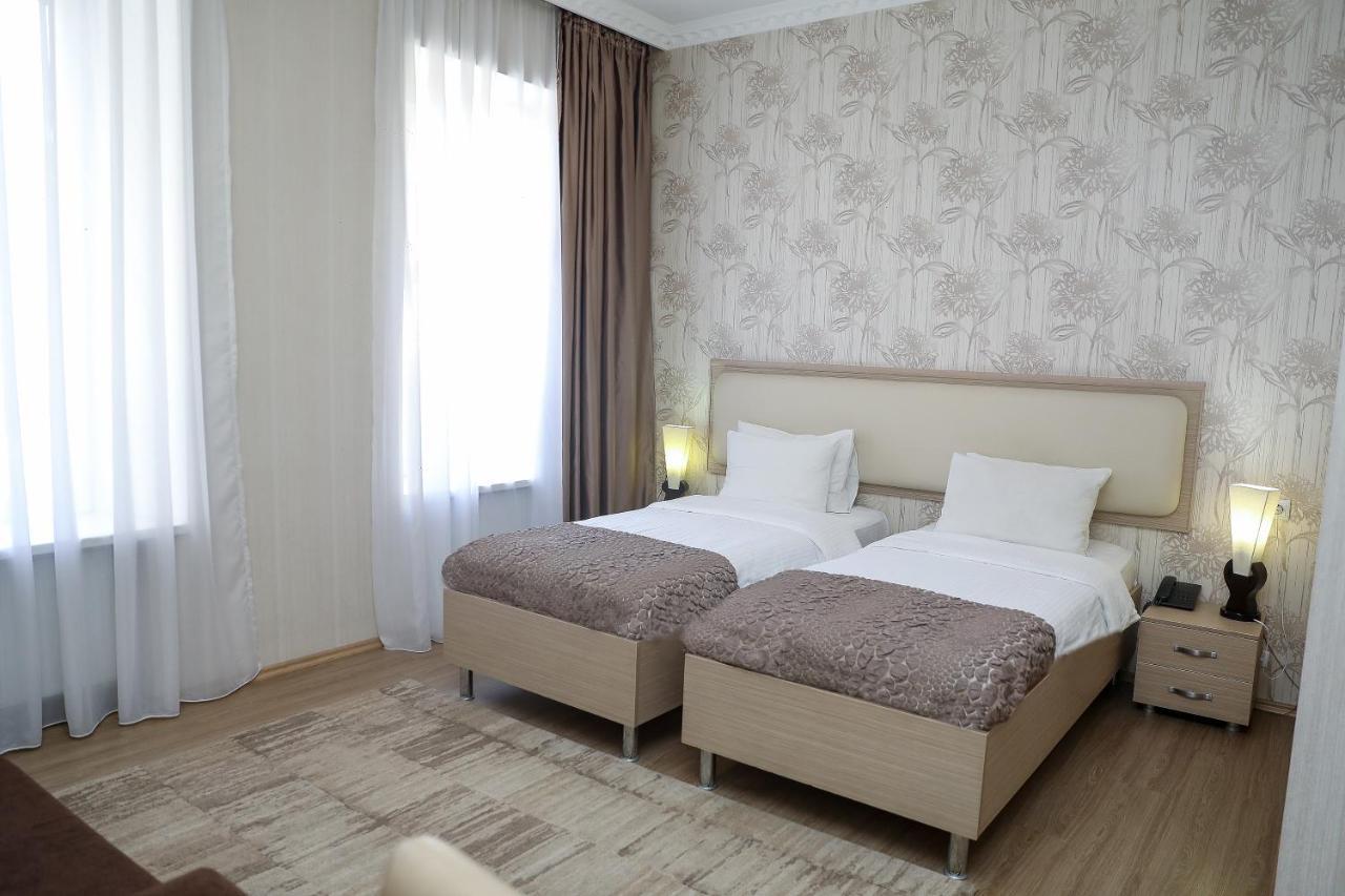 Rustaveli Palace Tbilisi Eksteriør bilde